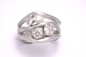 bespoke diamond ring handmade in 18ct white gold by charmian beaton design