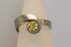 bespoke palladium and yellow diamond ring by charmian beaton design