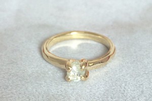 rough diamond set in 18ct yellow gold by charmian beaton design