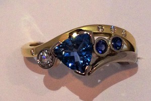 Aqua, sapphire and diamond ring handmade in 18ct gold by charmian beaton design